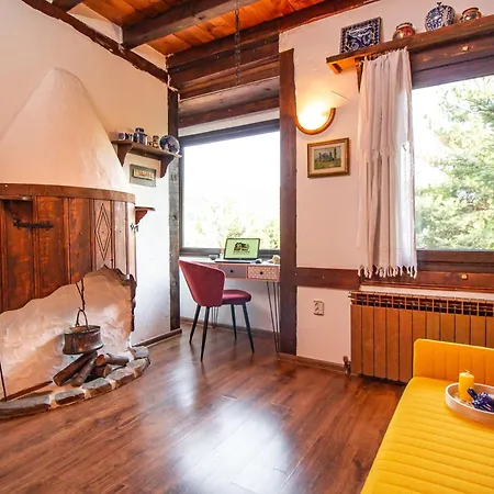 дедовата къща