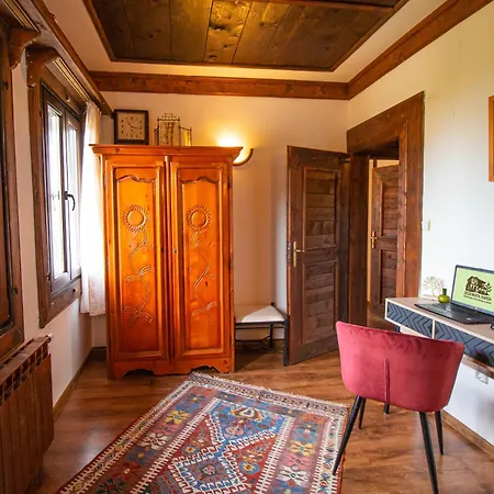 Villa дедовата къща *