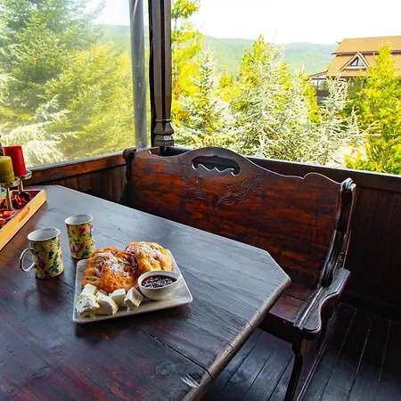 дедовата къща Dedovo