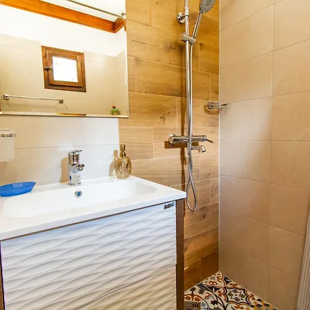 дедовата къща Dedovo