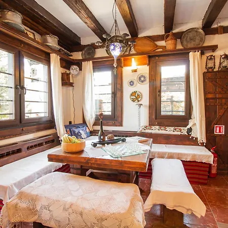 Villa дедовата къща *